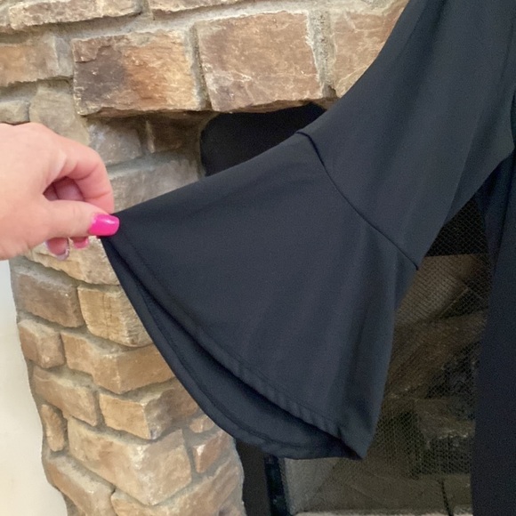 NWT est. 1946 black lined v-neck dress with pockets. Size 14/16 W. - Picture 2 of 10